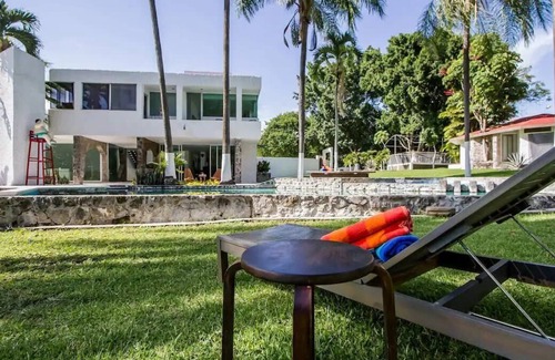 Yautepec Apartment | Árbol mágico | Alberca cristalina, cancha & jardín