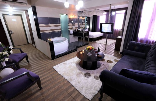 Yuregir Hotel | Çetinel Otel