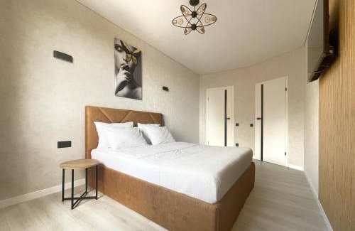 Lutsk Apartment | Апартаменти Еліт, Центр, ЖК Яровиця, Паркомісце