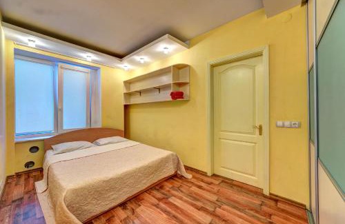 Afanasivsʹkyy Yar Apartment | Апартаменти 3-кімнатні в центрі, поруч ст. м. Університет