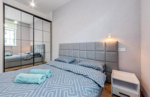 Afanasivsʹkyy Yar Apartment | Апартаменти 3-кімнатні, метро Університет