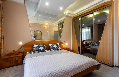 Petrovskoye Apartment | Апартаменты на Героев Харькова 27