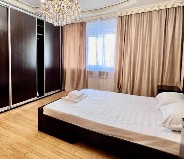 Nur-Sultan Apartment | Апартаменты с шикарным видом на Байтерек в самом центре столицы с 2 большими кроватями с 2 санузлами 390