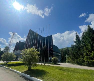 Manyava Apartment | Апарт-готель Синьогора