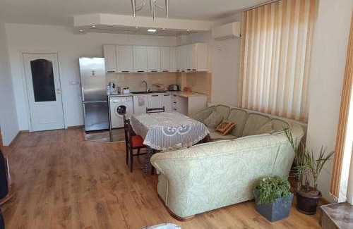 Kavarna House | Атес