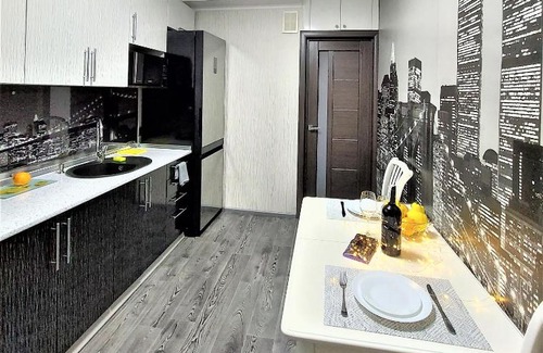 Dniprovs'kyi District Apartment | Атмосферна 1-к квартира м Лівобережна