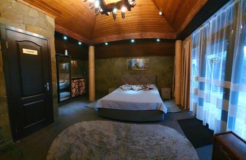 Sviatohirsk Hotel | База отдыха ШАЛЕ