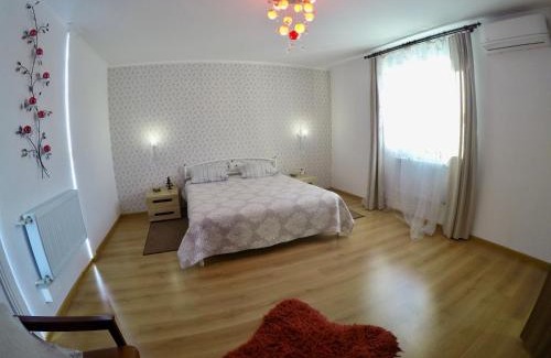 Poltava Oblast House | Бутік-отель "Lavanda"