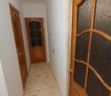 Dnipro Apartment | Бюджетная квартира у парка Шевченко, Соборная площадь