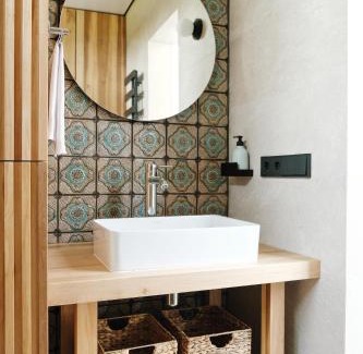 Central Ukraine House | Вишнева садиба