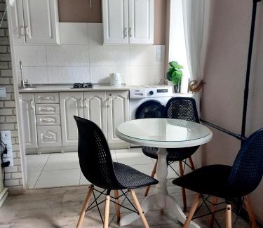 Degtyari Apartment | В Белых тонах 1ком Центр ЦУМ, пр Мира WI - FI Посуточно месяц