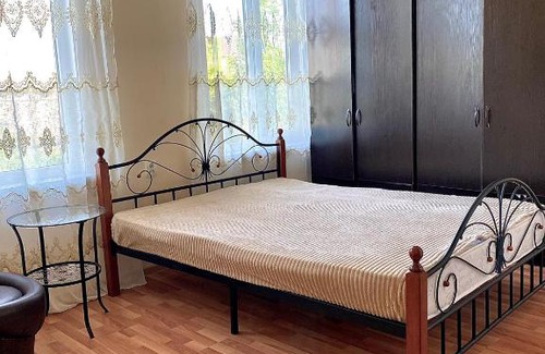 Gudauta House | Гостевой дом Leon