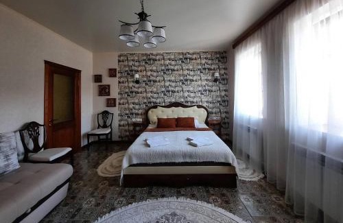 Kamenets-Podol'skiy Hotel | Гостерія"Old Town"