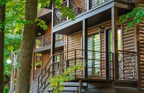 Lenins'kyi district House | Готельно-ресторанний комплекс БОЖЕДАР