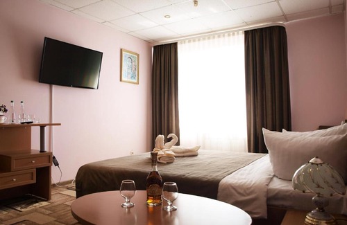 Lutsk Hotel | Готель "МОТОР"