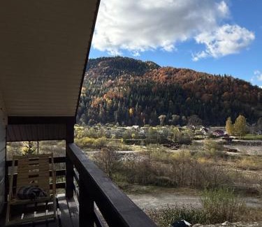 Roztoky Villa | Джерело