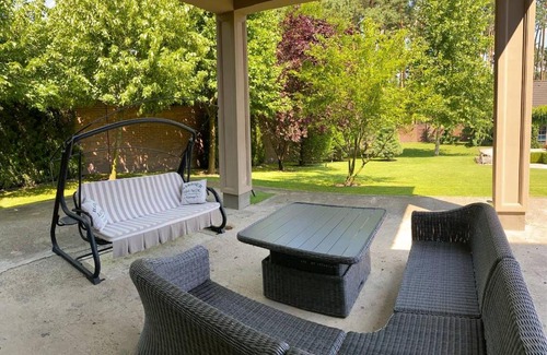 Klavdiyevo-Tarasove House | Домик Счастья