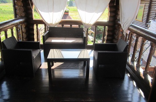 Desnyans'kyi District House | Дом из сруба