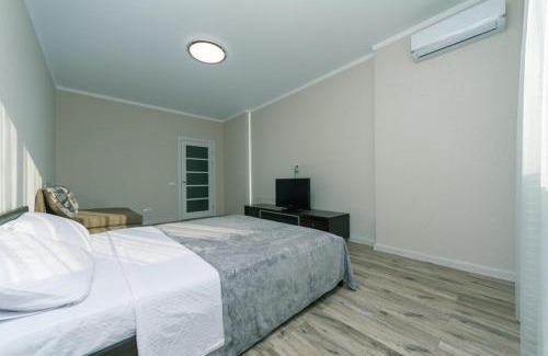 Pozniaky Apartment | Драгоманова 38а 2й поверх