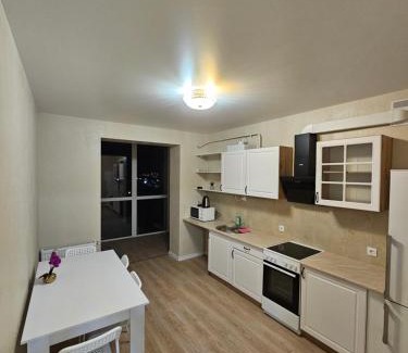 Lutsk Apartment | Дрім таун 2 кімнати,жд вокзал