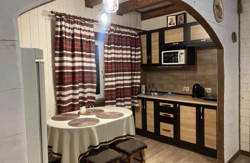 Verkhovyna House | ЕКО-котедж