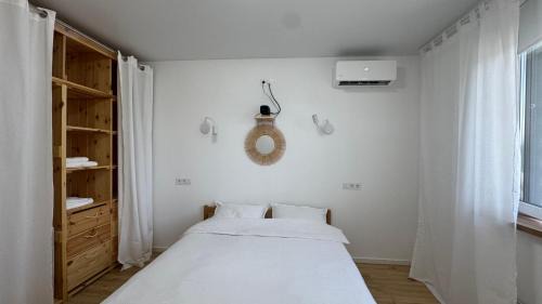 Dniprovs'kyi District Apartment | Затишне місце біля парку