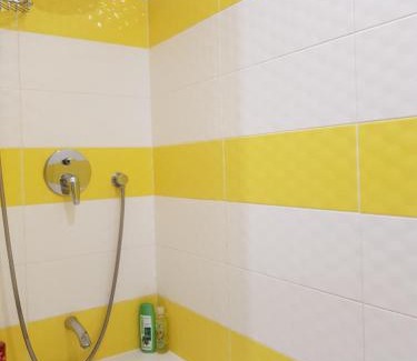 Holosiivskyj Apartment | Квартира подобово на ЗдановськоЇ, біля НІР, біля метро ВДНГ та Васильківська