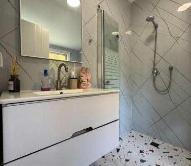 Nahariya Apartment | Квартира с современным ремонтом