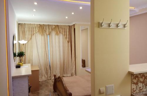 Holosiivskyj Apartment | Коломийський провулок 17/31А (1 комнатная)