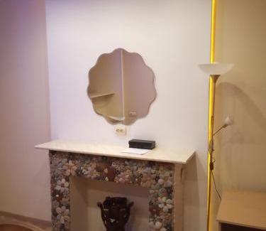 Holosiivskyj Apartment | Коломийський провулок 17/31А (1 комнатная)