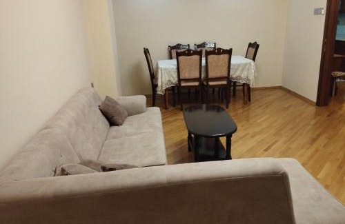 Bayil Apartment | Комфорт квартира, в центре города!