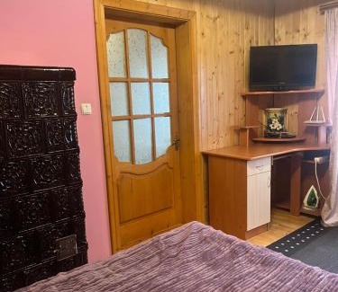 Verkhovyna House | Котедж "Барвінок"