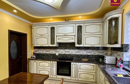 Snidavka Apartment | Котедж «Медовий сад»