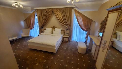 Radekhiv Hotel | Ліжниця