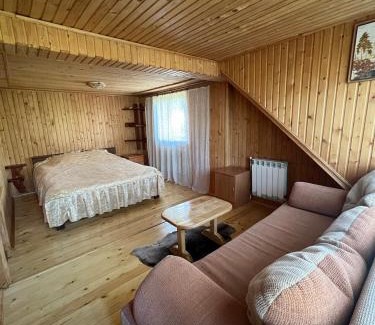 Verkhovyna House | Лісова пісня