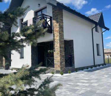 Mykulychyn Villa | Майя