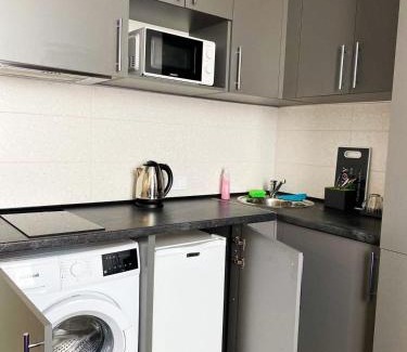 Obolons'kyi District Apartment | Новий Люкс, ЖК Навігатор, Балтійський провулок 3а, 7 поверх, 15 хв Подол, Центр, Оболонь, Куренівка