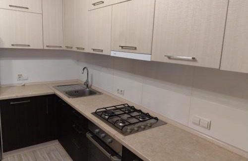 Rivne Apartment | Новобудова по вул Мельника 30 є паркомісце