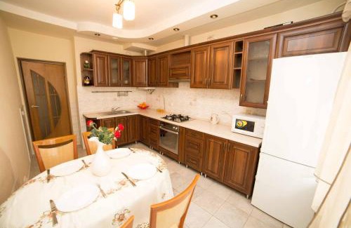 Yavory Apartment | НОВОБУДОВА 2 кімнати Вернадського 8