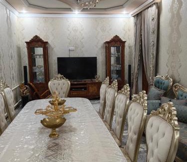 Kanimekh District House | Оранжерея