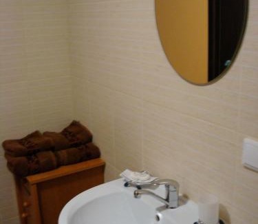 Babushkins'kyi district Hotel | Отель Гармония