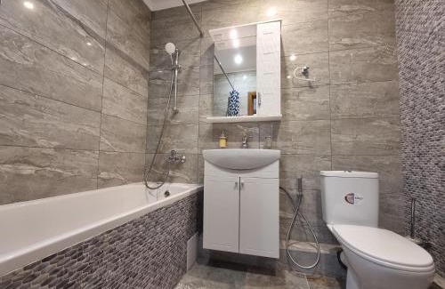 Pozniaky Apartment | Панорамний Краєвид поруч з метро