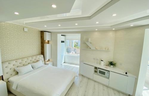 Vinnytsya Apartment | Панорамні SKY HOUSE Безключовий доступ!