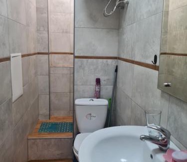 Petrovskoye Apartment | Подобово Своя квартира район ЮЖД