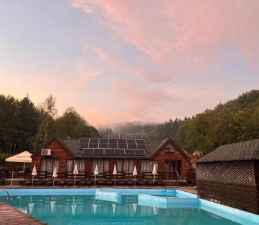 Mykolaiv Hotel | Поляна Купіль