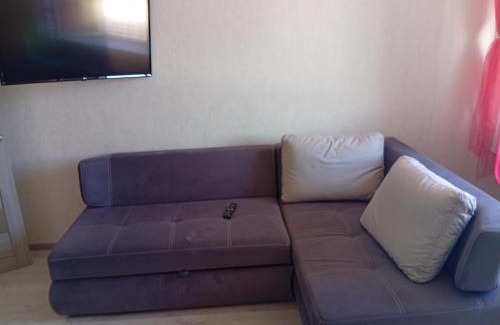 Yuzhne Apartment | Посуточно возле моря м Южне