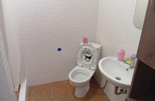 Yuzhne Apartment | Посуточно возле моря м Южне