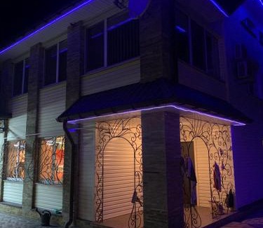 Novomoskovs'k House | Приватний будинок з сауною та більярдом