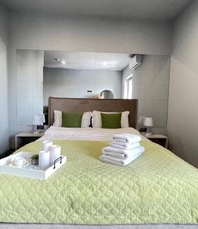 Dobrovelychkivka Apartment | Просторий сучасний світлий номер N4