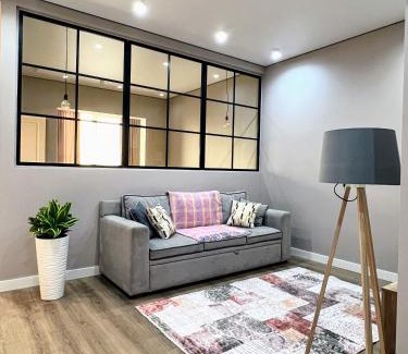 Almaty Apartment | Просторный люкс с шикарным видом